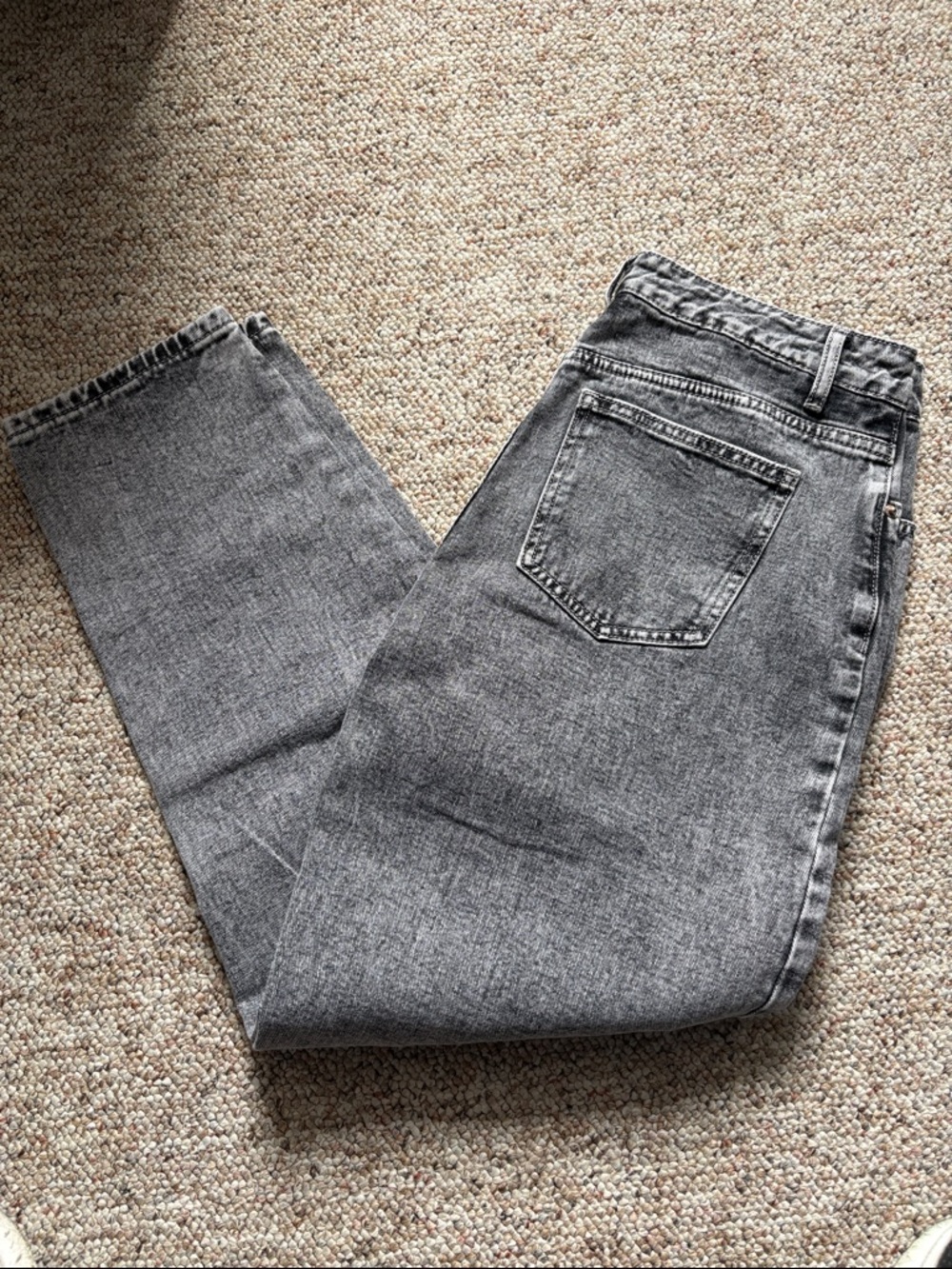 SHEIN Women's Gray Washed Straight Jeans